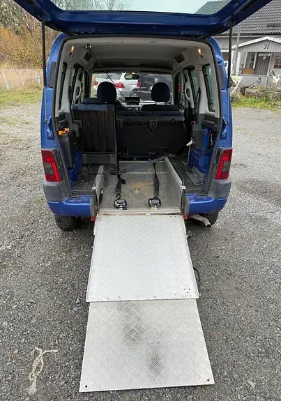 Citroen Berlingo 2005 photo 2
