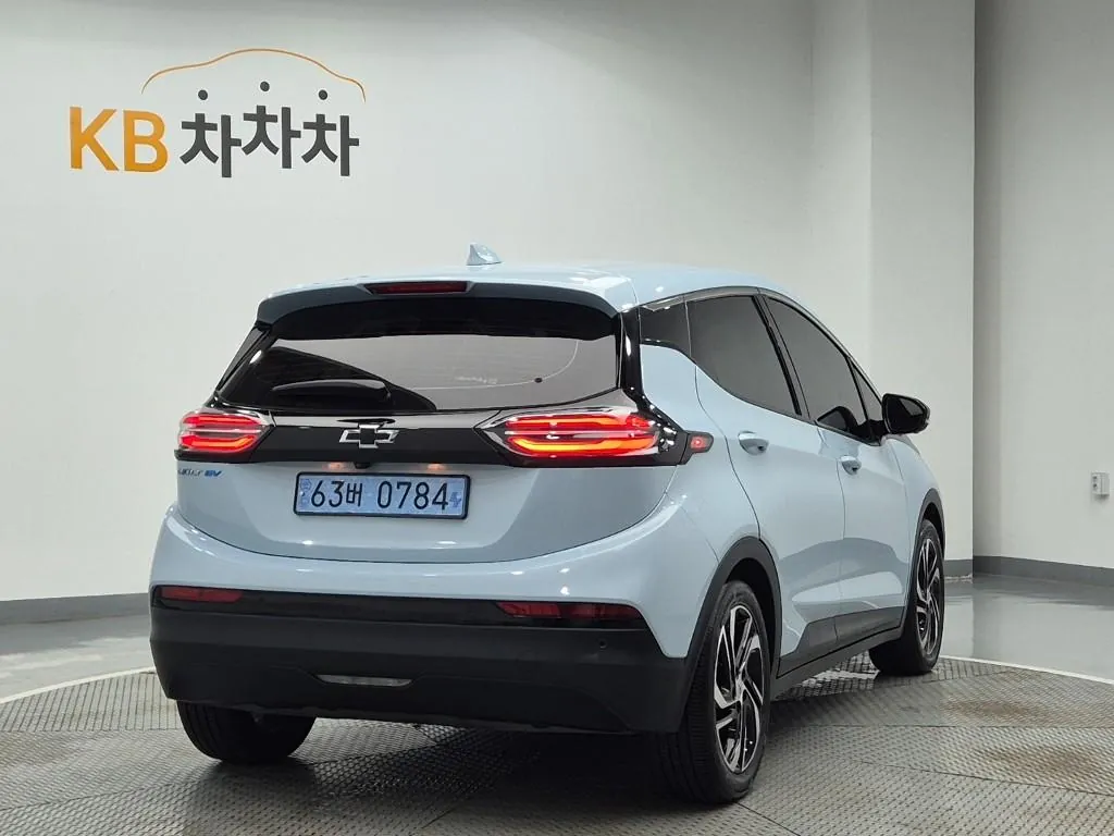 Chevrolet Bolt 2022 photo 3