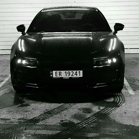Zeekr 001
