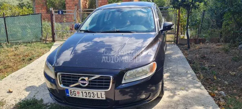 Volvo S80 2010 photo 2