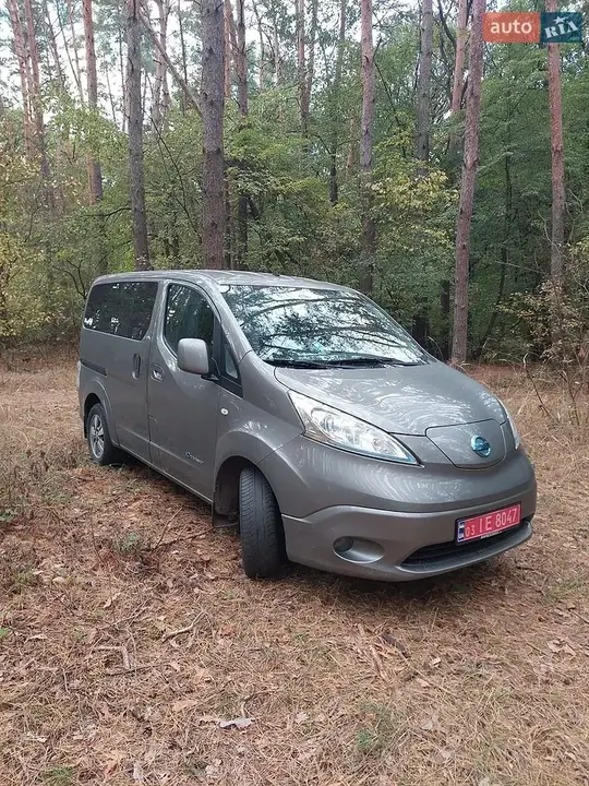 Nissan E-Nv200 2018 photo 2