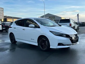 Nissan Leaf 2023 photo 3