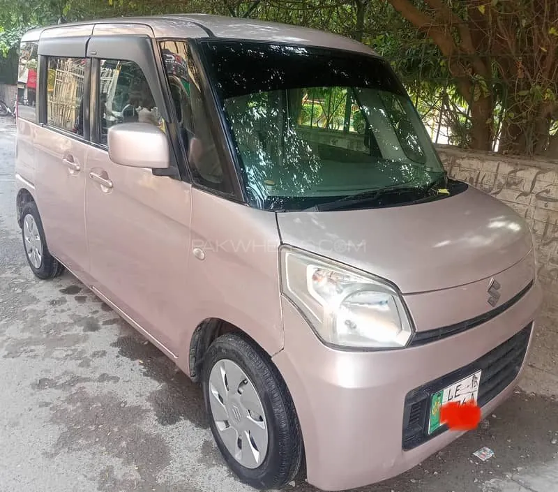 Suzuki Spacia