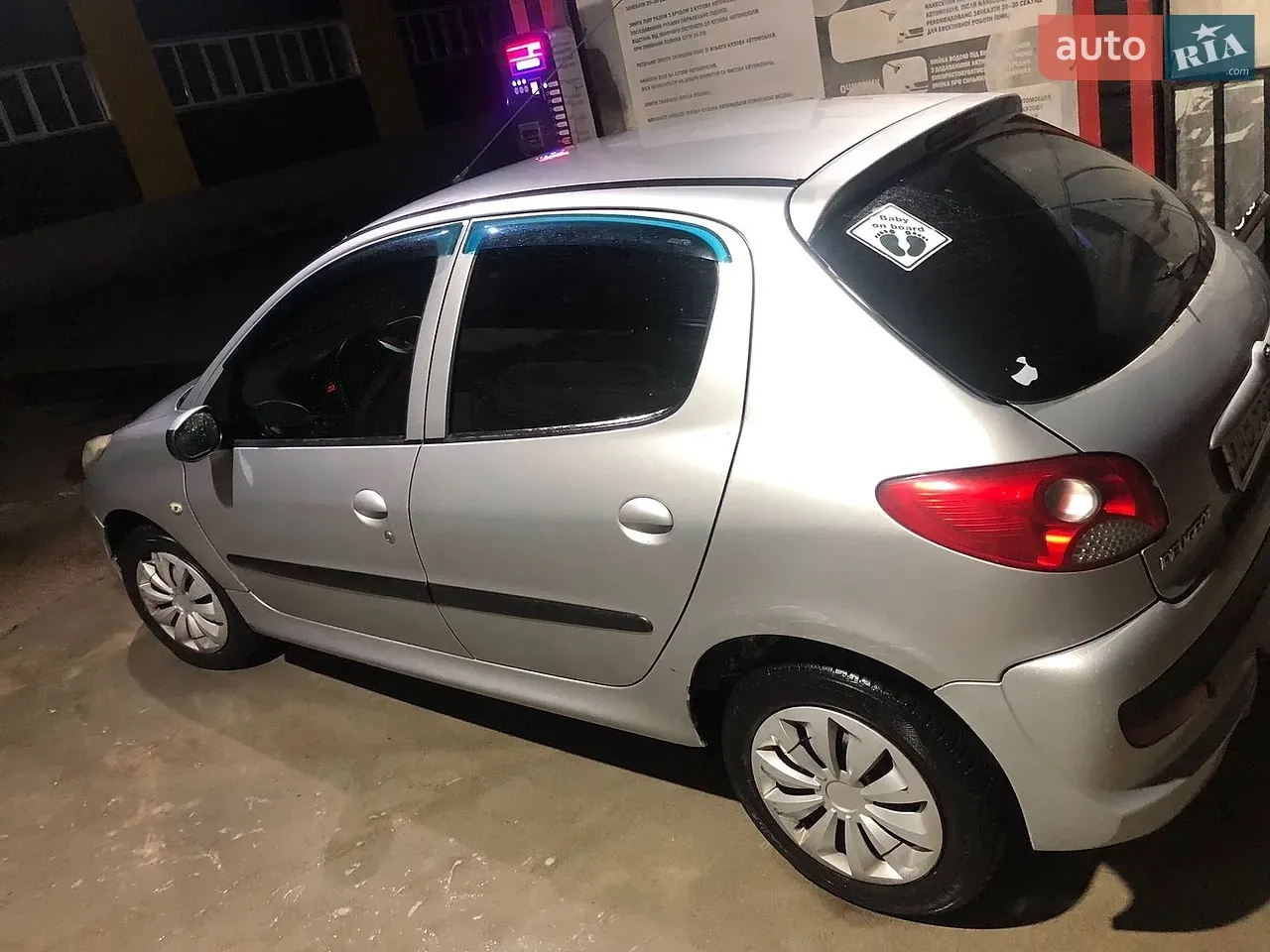Peugeot 206 2011 photo 4