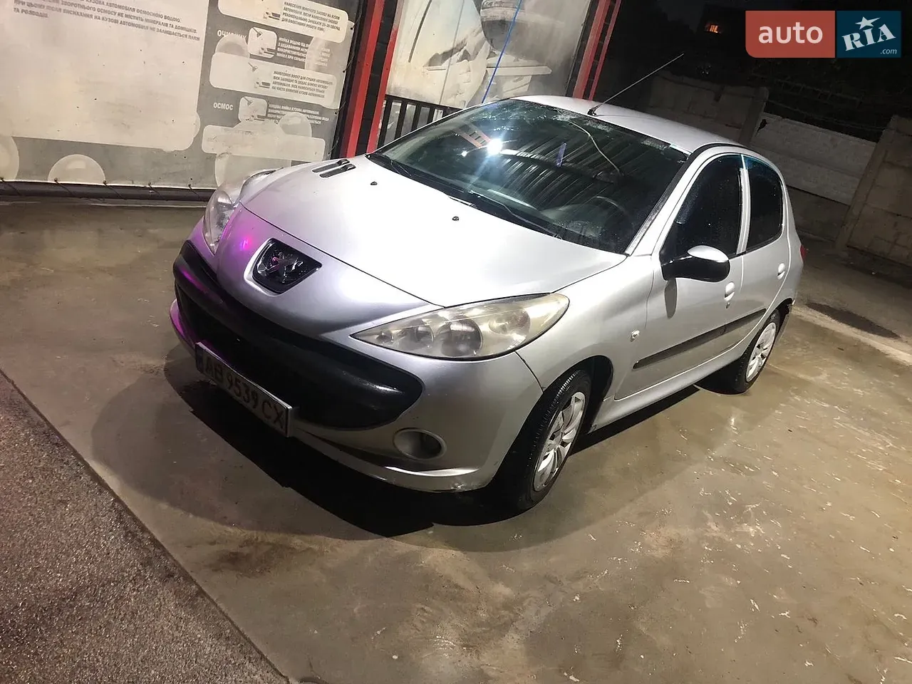 Peugeot 206 2011 photo 3