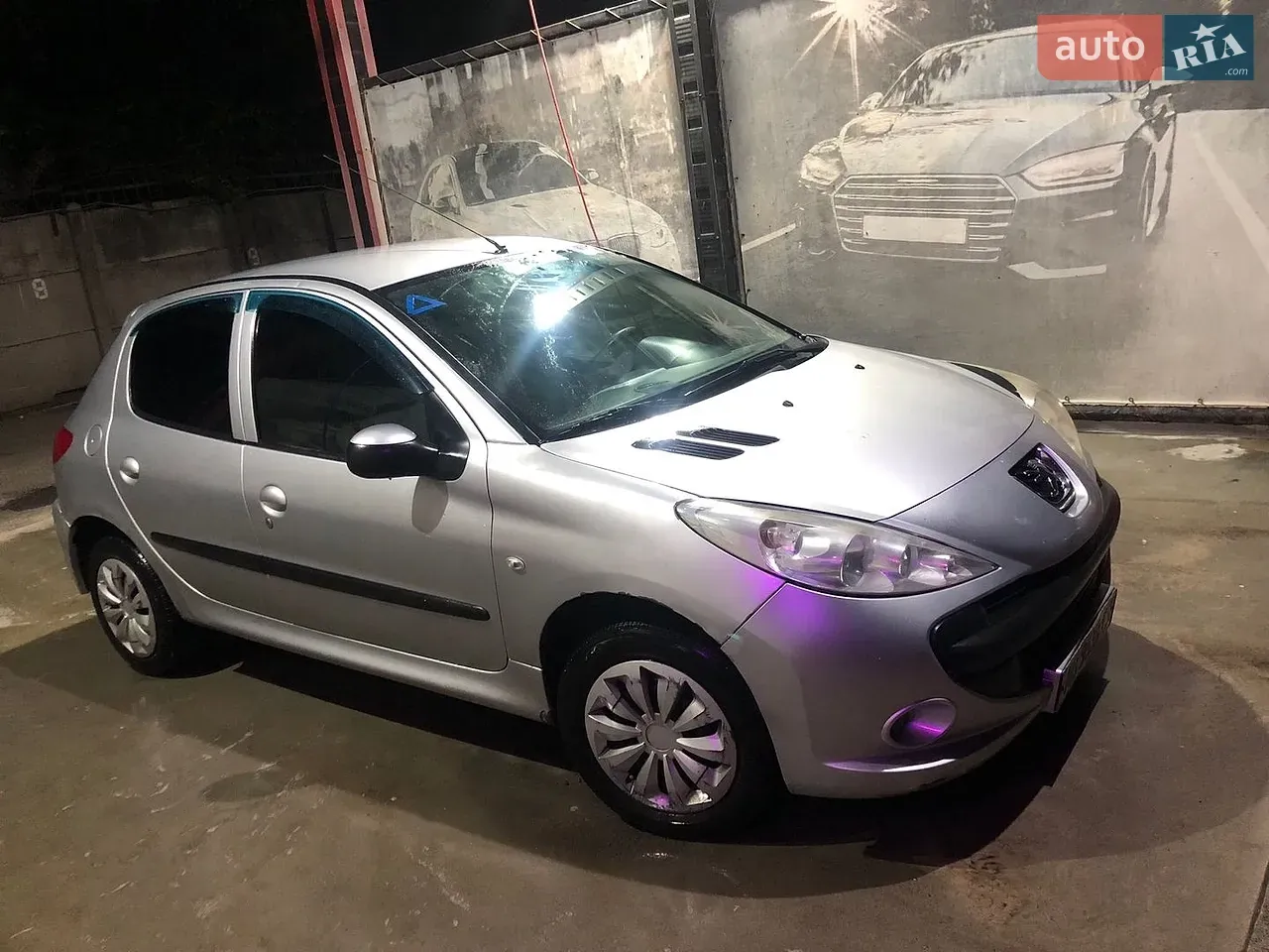Peugeot 206 2011 photo 2