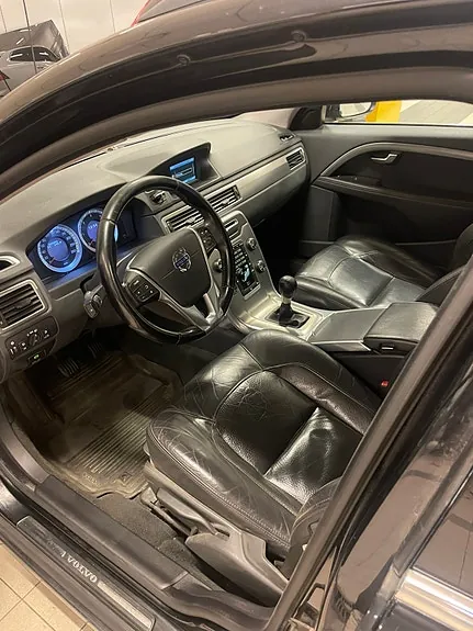 Volvo V70 2013 photo 5