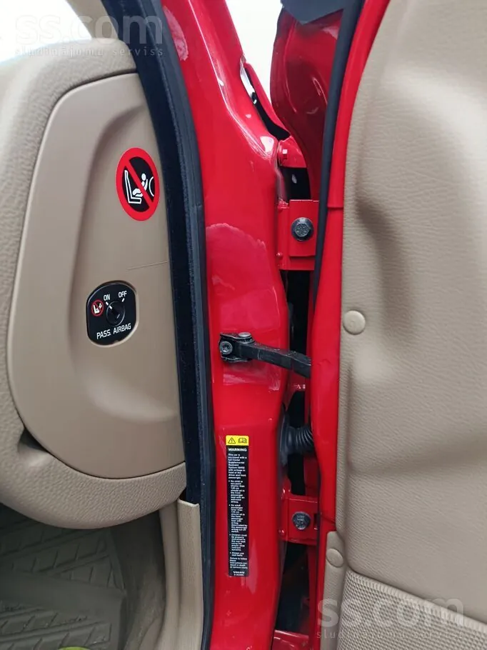 Volvo S60 2010 photo 4