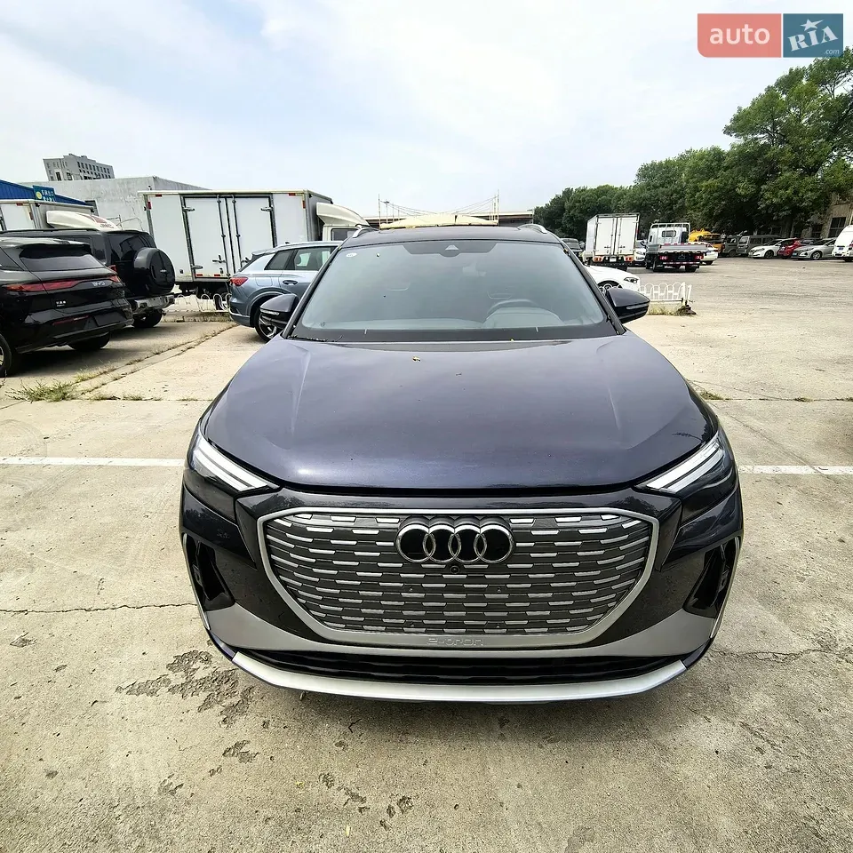 Audi Q4 E-Tron 2024 photo 2