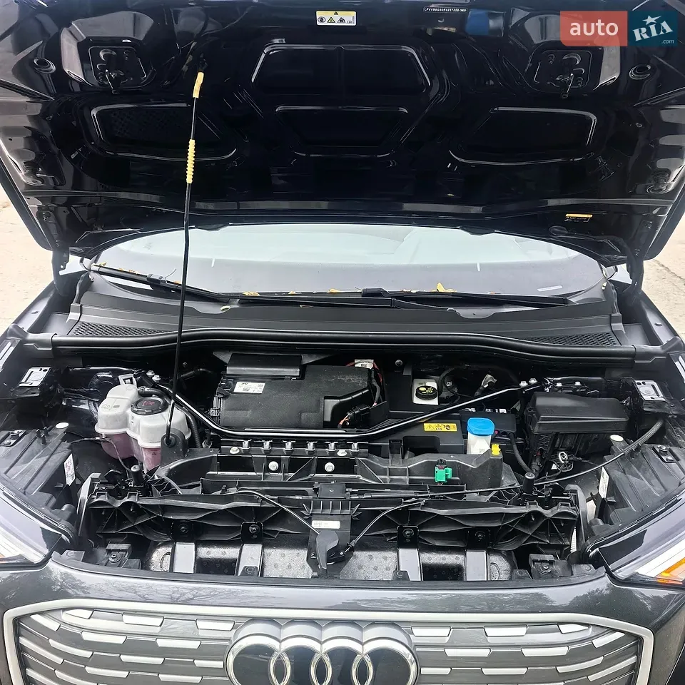 Audi Q4 E-Tron 2024 photo 3