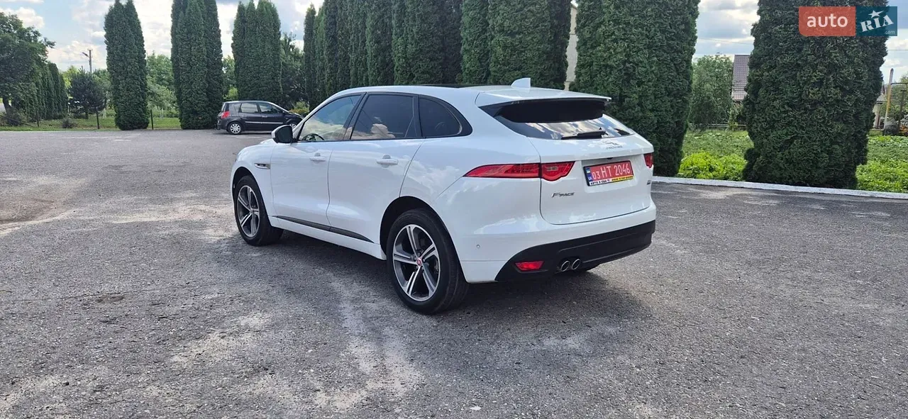Jaguar F-Pace 2017 photo 4