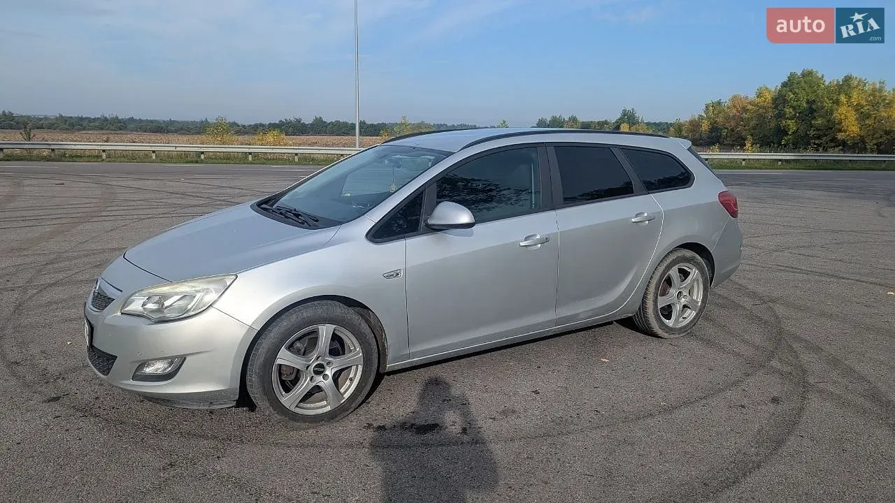 Opel Astra 2012 photo 5
