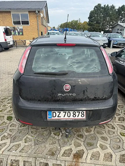 Fiat Punto 2012 photo 4