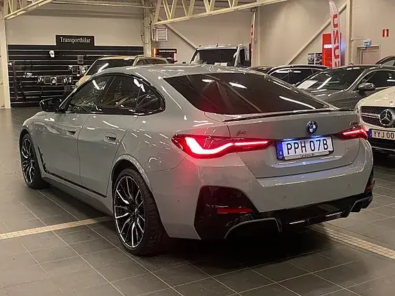 BMW I4 2024 photo 5