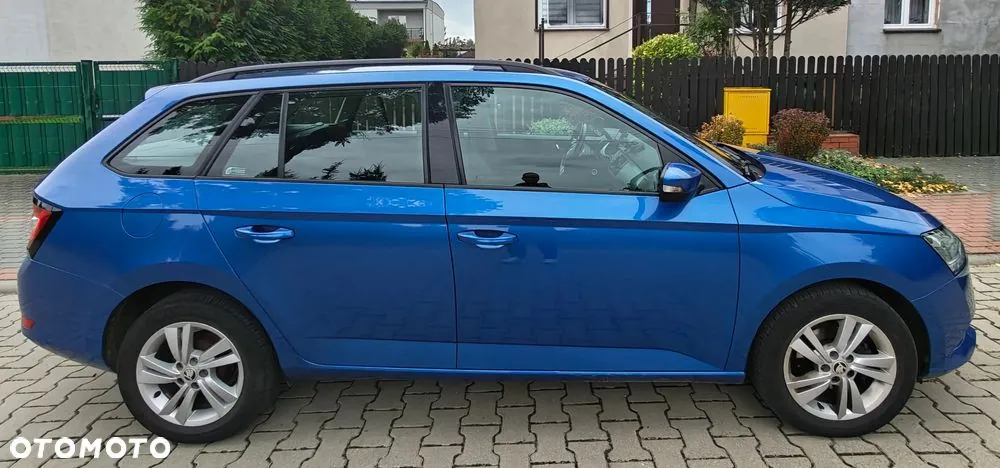 Skoda Fabia 2021 photo 4