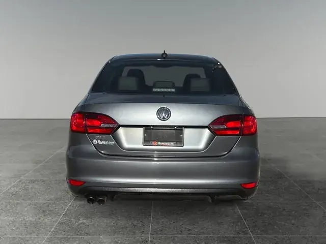 Volkswagen Jetta 2012 photo 5