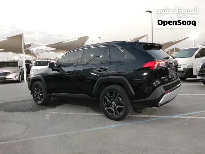 Toyota Rav4 2022 photo 4