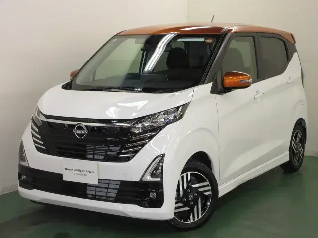 Nissan Daystar X