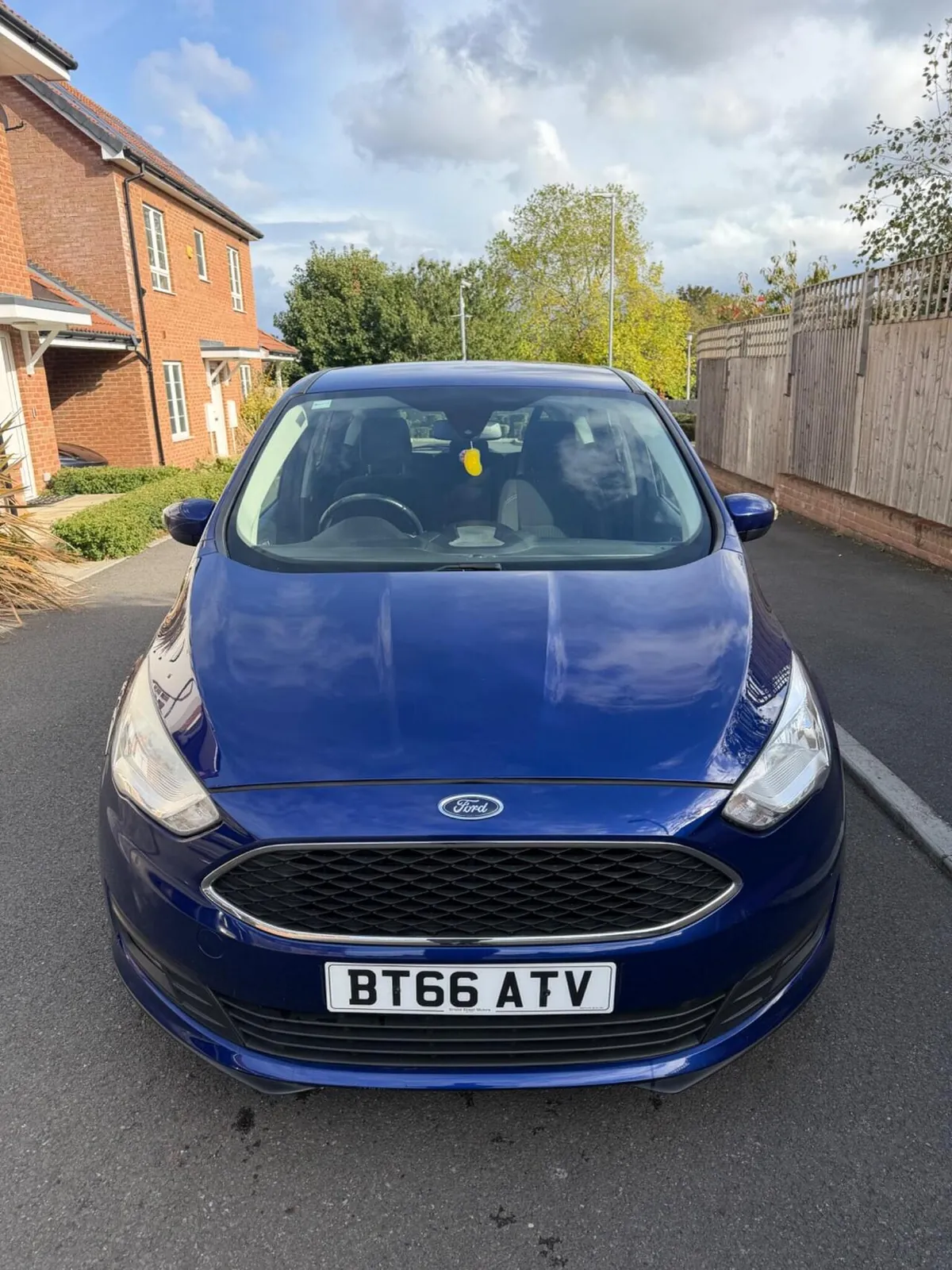 Ford C-Max 2016 photo 2