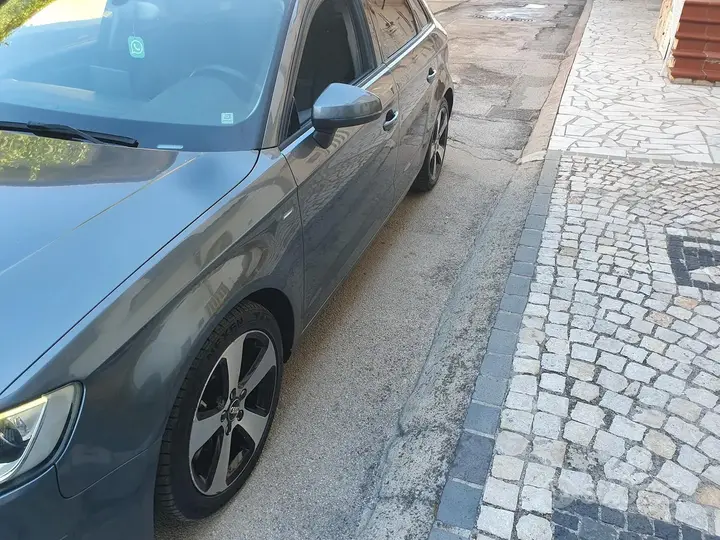 Audi A3 2014 photo 2