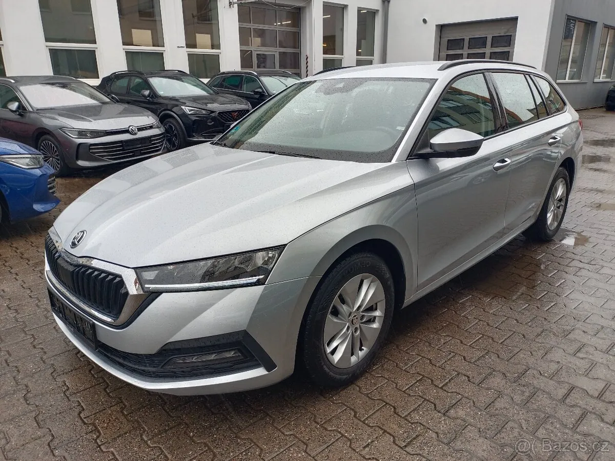 Skoda Octavia 2023 photo 3