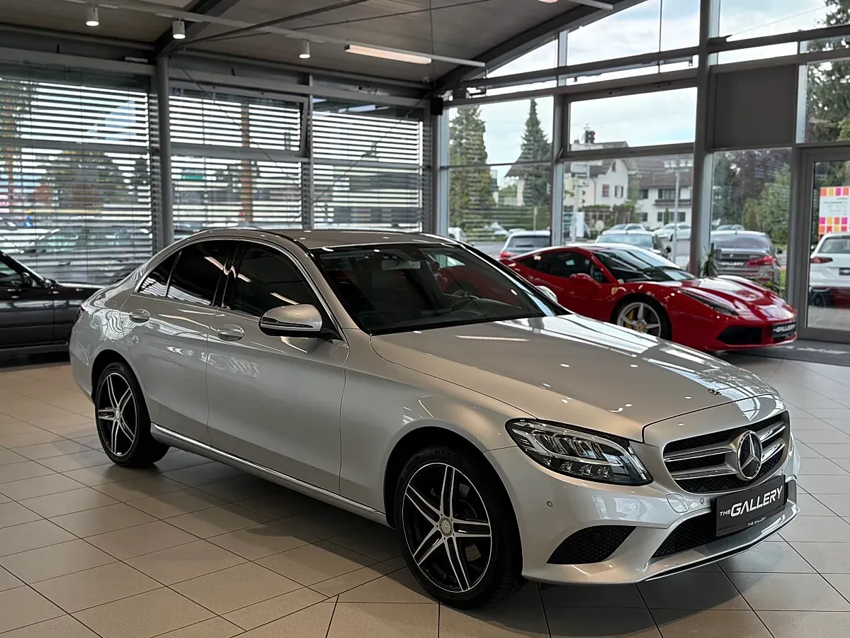 Mercedes-Benz C-Class 2020 photo 3