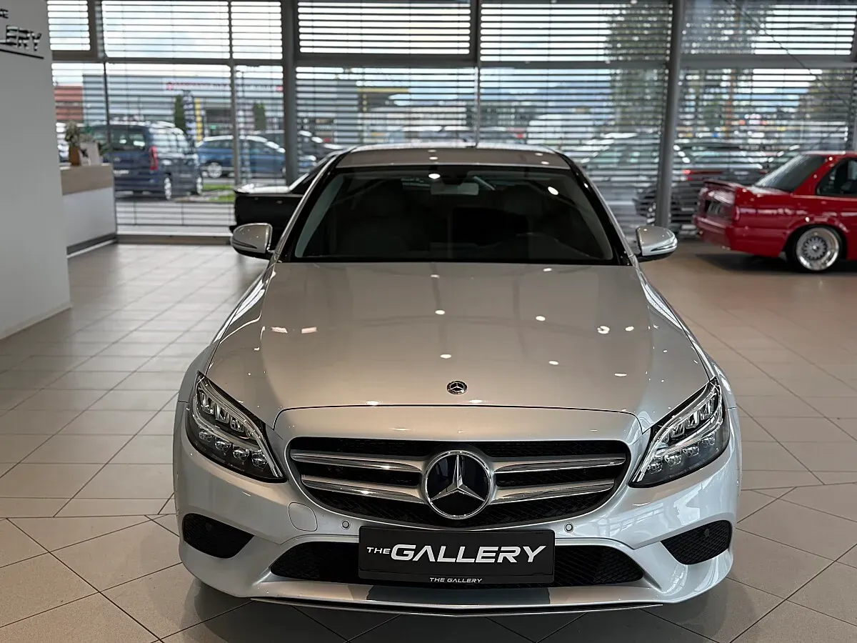 Mercedes-Benz C-Class 2020 photo 2