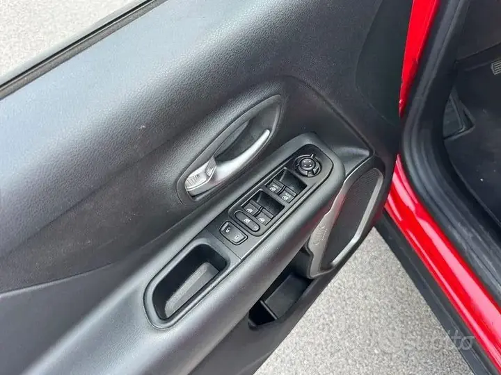 Jeep Renegade 2019 photo 4