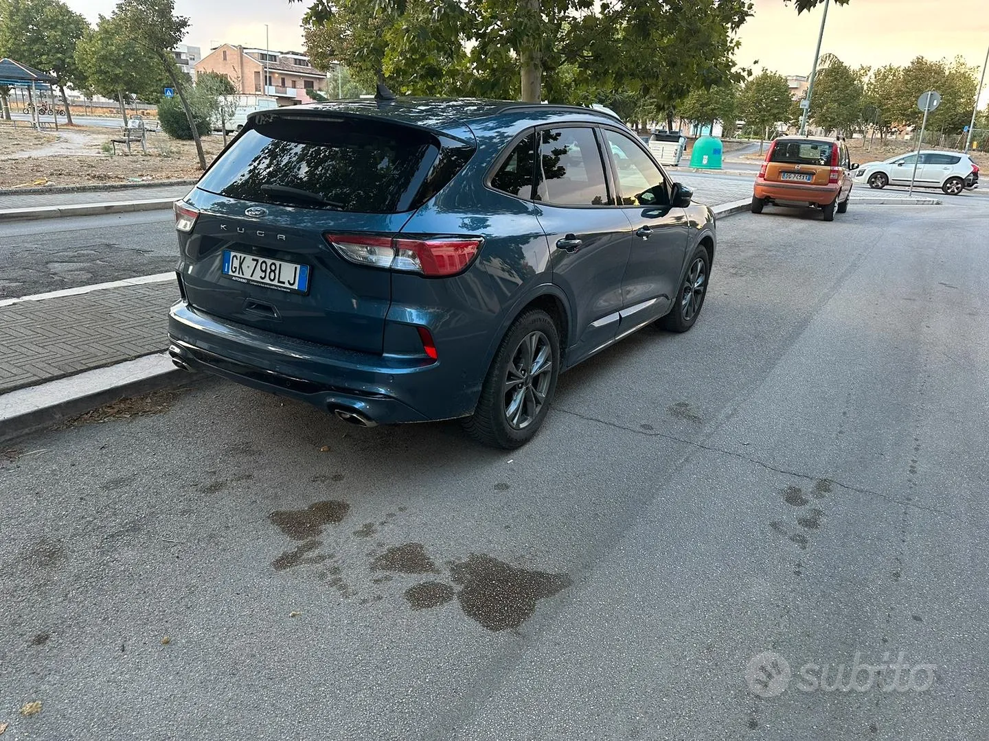Ford Kuga 2023 photo 2