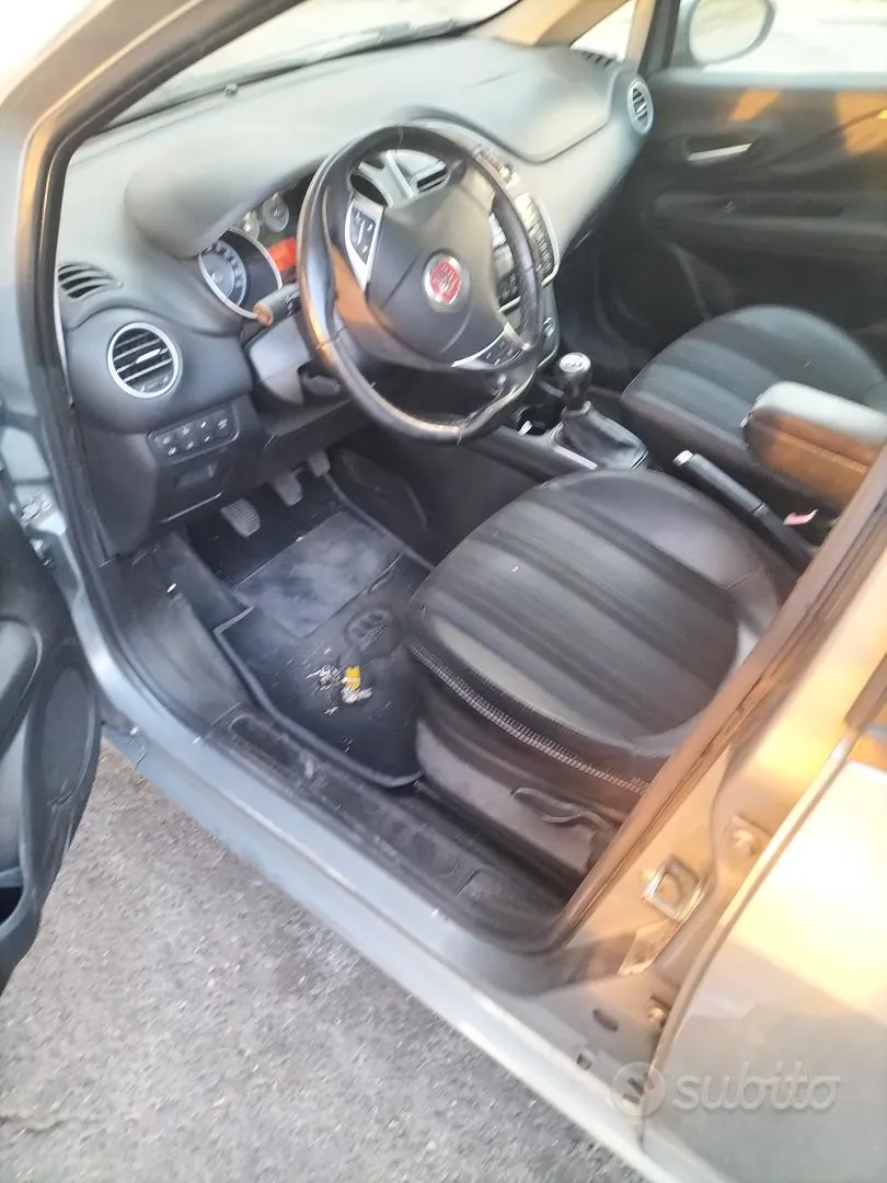 Fiat Punto Evo 2010 photo 3