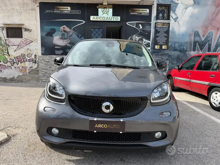 Smart Forfour 2019 photo 2
