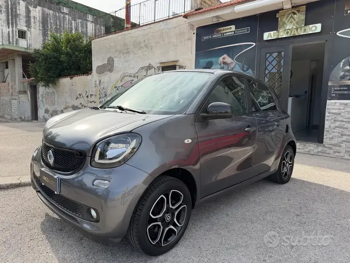Smart Forfour 2019 photo 3