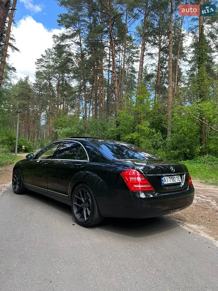 Mercedes-Benz S-Class 2006 photo 4