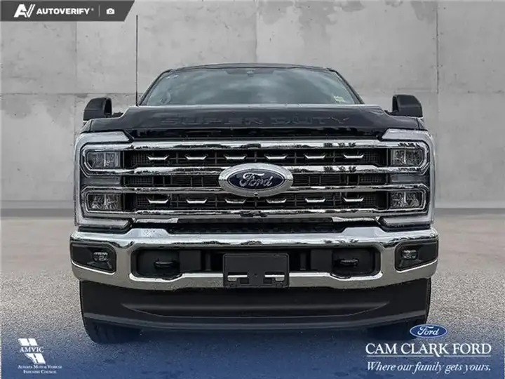 Ford F350 2026 photo 2