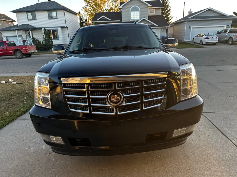 Cadillac Escalade 2008 photo 2
