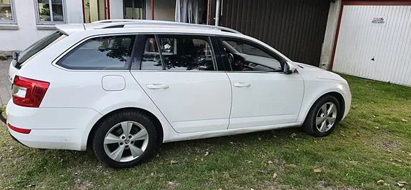 Skoda Octavia 2016 photo 2