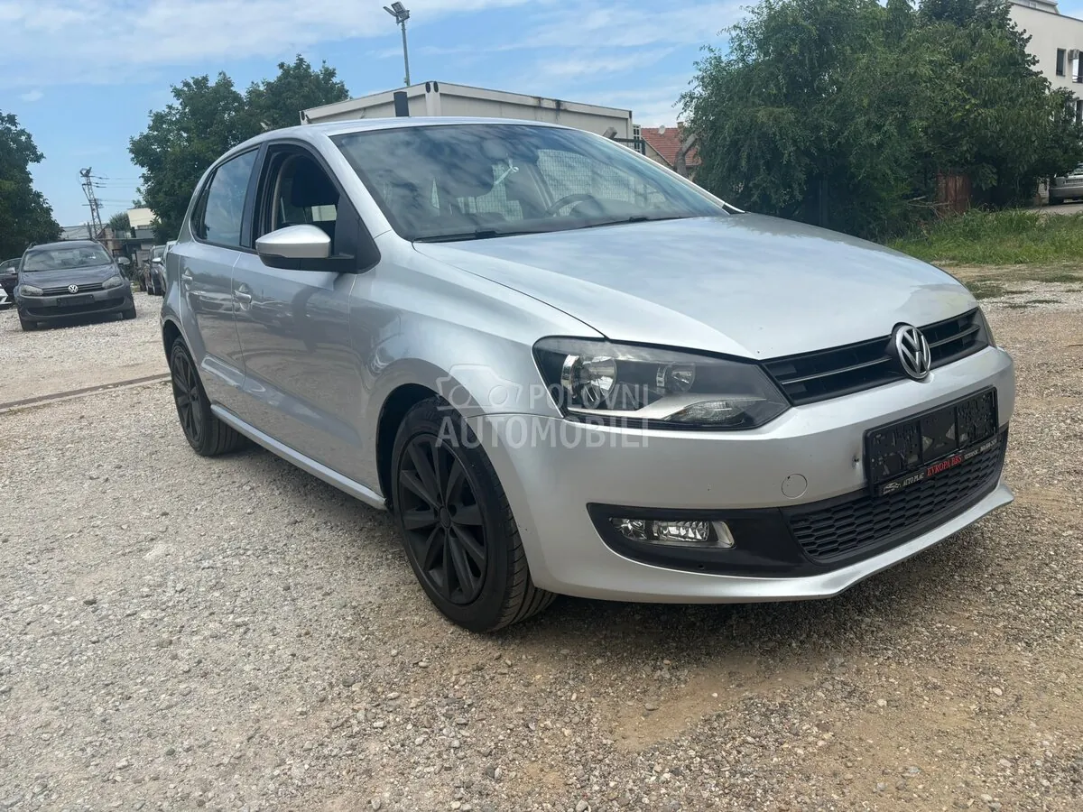 Volkswagen Polo 2010 photo 4