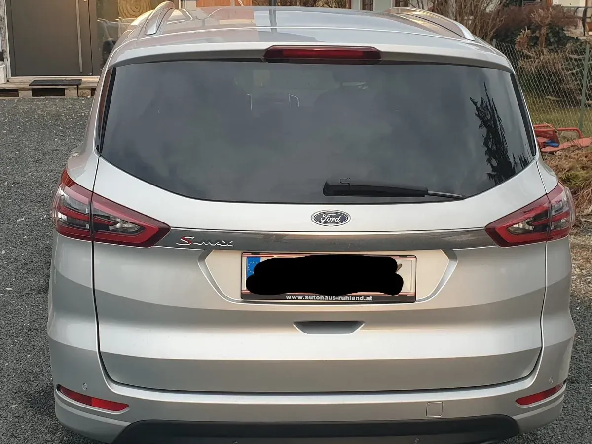 Ford S-Max