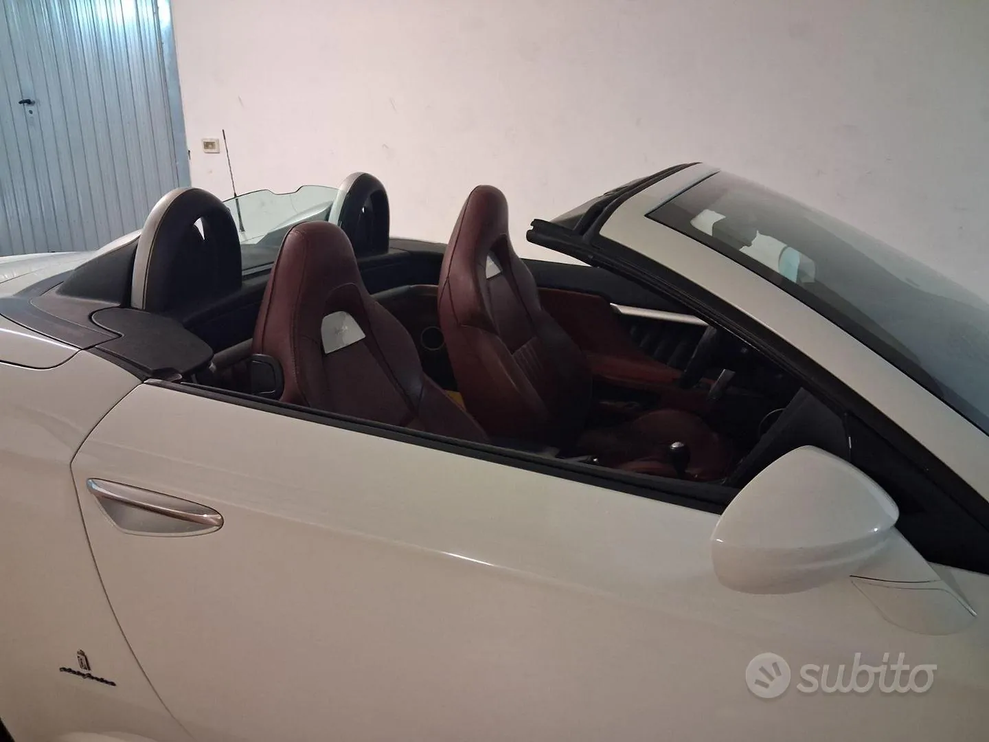 Alfa Romeo Spider 2010 photo 2
