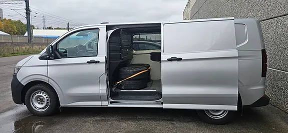 Volkswagen Transporter 2025 photo 5