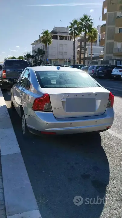 Volvo S40 2009 photo 2