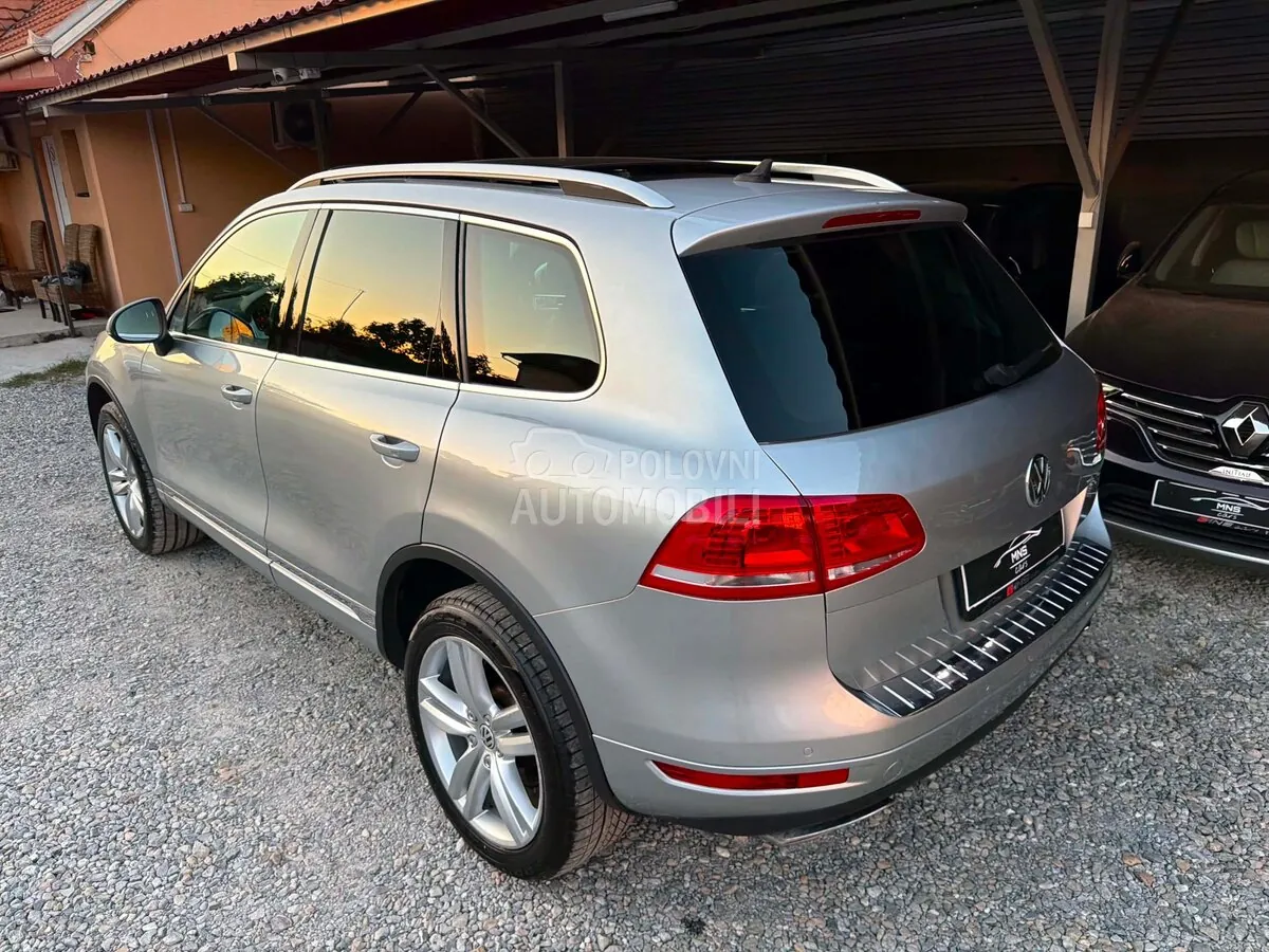Volkswagen Touareg 2013 photo 4