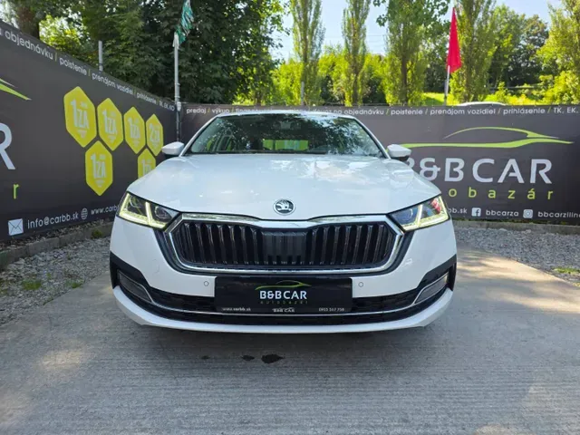 Skoda Octavia 2022 photo 2