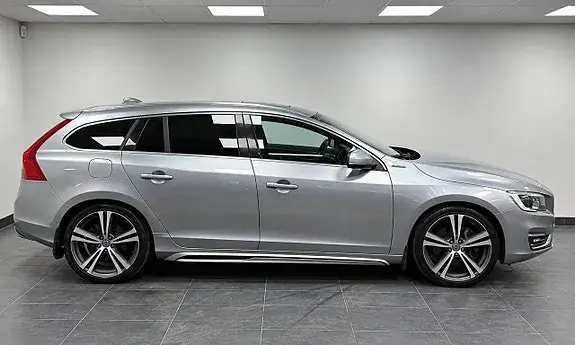 Volvo V60 2016 photo 3