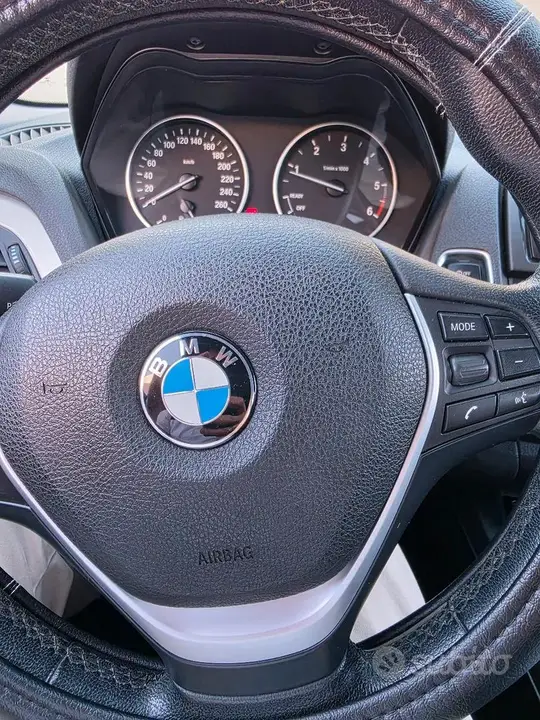 BMW 118D 2013 photo 2
