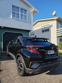 Toyota C-Hr 2017 photo 2