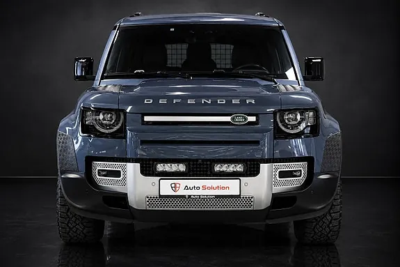 Land Rover Defender 2023 photo 3