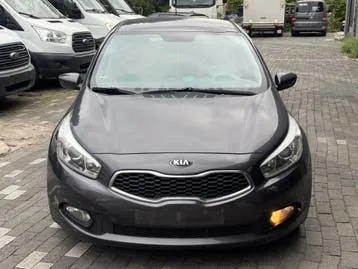 Kia Ceed 2015 photo 2