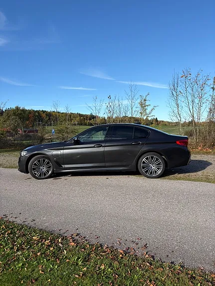 BMW 530E 2020 photo 2