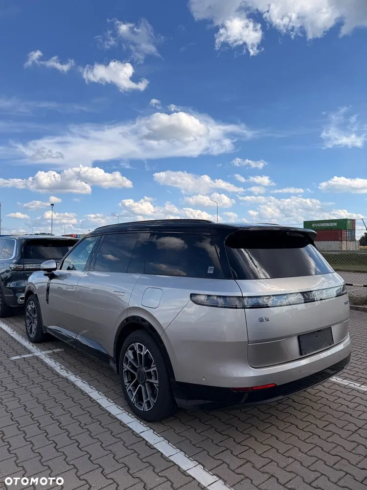 Lynk & Co 900 2025 photo 3